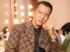 6-aktor-film-indonesia-yang-besar-di-panggung-teater